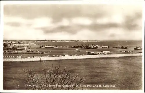 Ak Saint Peter Port Guernsey Kanalinseln, View from Fort George of St. Peter Port and St. Sampsons