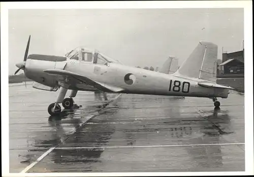 Foto Irisches Militärflugzeug, Percival Provost, Nr. 180