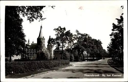 Ak Hoensbroek Heerlen Limburg Niederlande, Bij het Kasteel