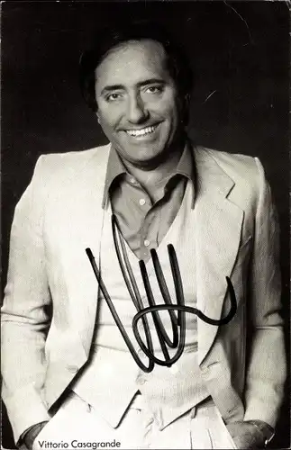 Ak Sänger Vittorio Casagrande, Portrait, Autogramm