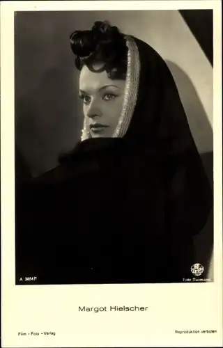 Ak Schauspielerin Margot Hielscher, Portrait