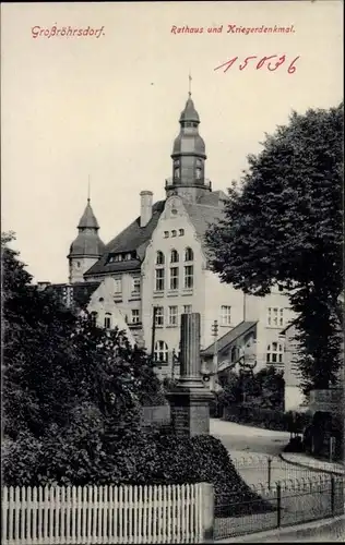 Ak Großröhrsdorf in Sachsen, Rathaus, Kriegerdenkmal