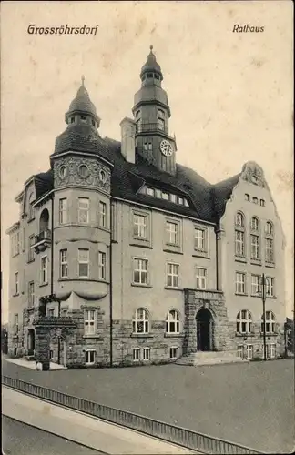 Ak Großröhrsdorf im Kreis Bautzen, Blick auf das Rathaus