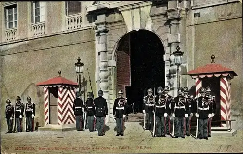 Ak Monte Carlo Monaco, Garde d'honneur du Prince à la porte du Palais