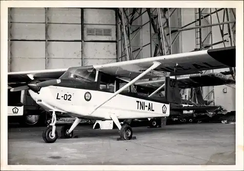 Foto Indonesisches Militärflugzeug, TNI AL, L 02