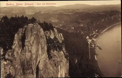 Ak Lohmen Sächsische Schweiz, Blick vom Basteifelsen auf Rathen