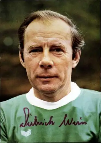 Foto Fußballspieler Dietrich Weise, Autogramm