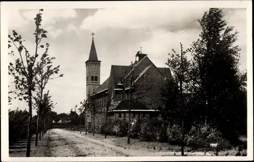 Ak Oostrum Limburg Niederlande, Noviciaat St. Paschalis, Kapel exterieur