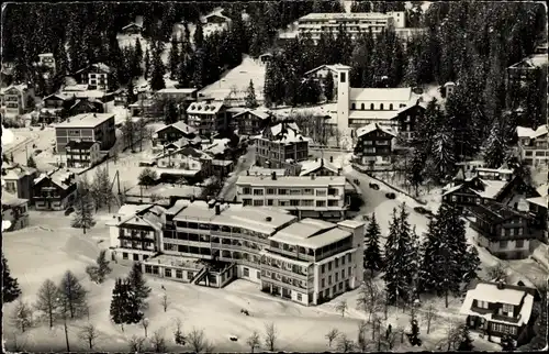 Ak Montana Kanton Wallis, Blick auf den Ort, Wohnhäuser, Hotels
