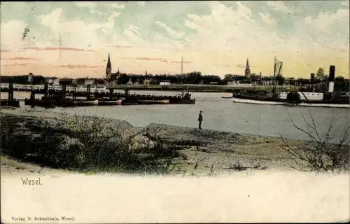 Ak Wesel am Niederrhein, Blick über den Rhein zur Stadt, Raddampfer