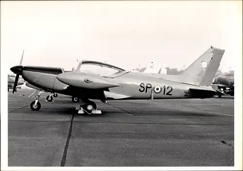 Foto Italienisches  Militärflugzeug, SP 12, Aermacchi SF-260