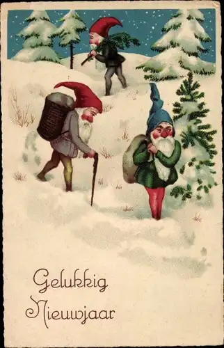 Ak Glückwunsch Neujahr, Zwerge laufen im Schnee, Tannenbäume