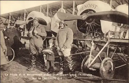 Ak Le Pilote et le Mecanicien avant leur depart pour l'Australie sur le Caudron G-4