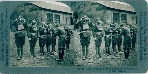 Stereo Foto Learning to use gas masks, US Army, France, I WK