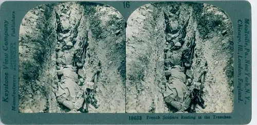 Stereo Foto French Soldiers resting in the Trenches, I WK