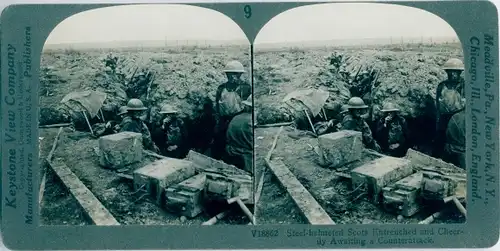 Stereo Foto Scots entrenched and cheerily awaiting a counter attack, I WK