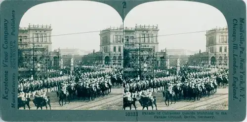 Stereo Foto Berlin, Guards marching to the Parade Ground, I WK