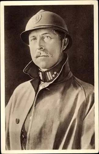 Ak Le Roi Albert 1er, König von Belgien an der Front, Uniform, Helm