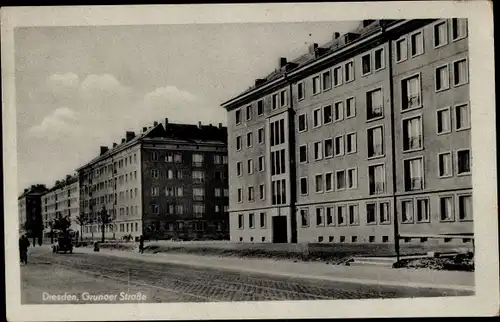 Ak Dresden, Grunaer Straße, Wohnblöcke, Radfahrer