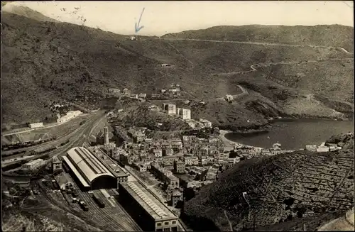 Ak Portbou Port Bou Katalonien, Vista panoramica, Bahnhof