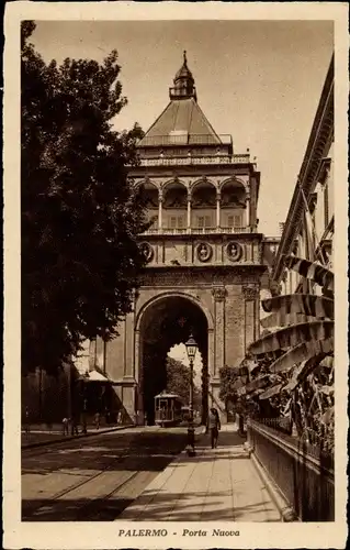 Ak Palermo Sizilien Sicilia Italien, Porta Nuova, Straßenbahn