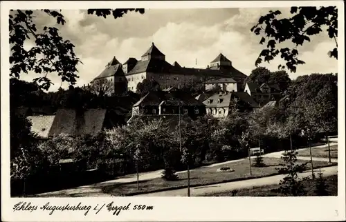 Ak Augustusburg im Erzgebirge, Blick zum Schloss Augustusburg, Parkanlage