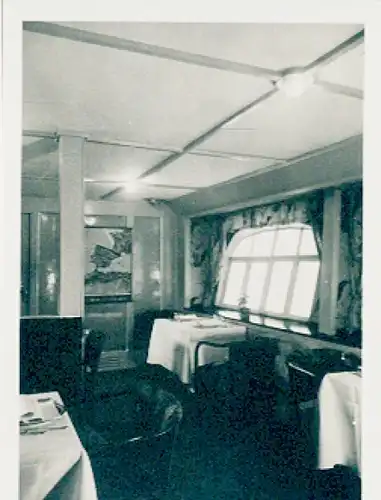 Sammelbild Zeppelin Weltfahrten Nr. 95 LZ 127 Einrichtung, Eine Ecke im Fahrgastraum