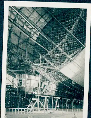 Sammelbild Zeppelin Weltfahrten Nr. 78 LZ 127 Technisches, Führergondel im Bau