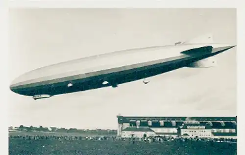 Sammelbild Zeppelin Weltfahrten Nr. 69 Nachkriegs-Luftschiffe, LZ 126 bei der Landung