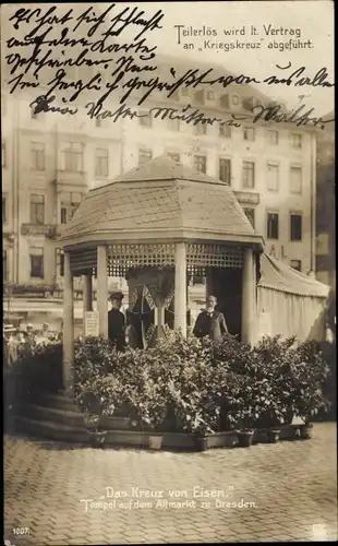 Ak Dresden Altstadt, Das Kreuz von Eisen, Tempel auf dem Altmarkt