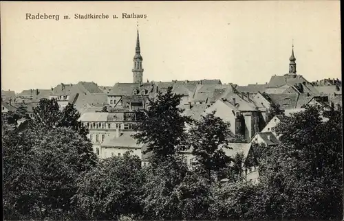 Ak Radeberg in Sachsen, Stadtkirche und Rathaus
