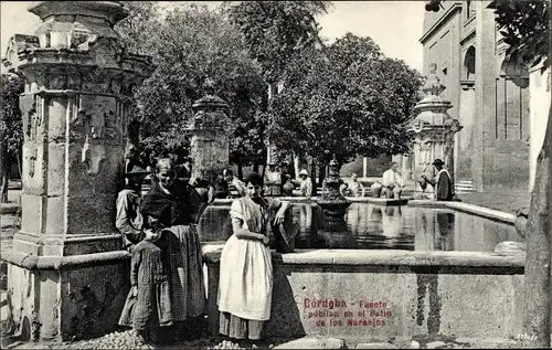 Ak Córdoba Andalusien Spanien, Partie am Brunnen