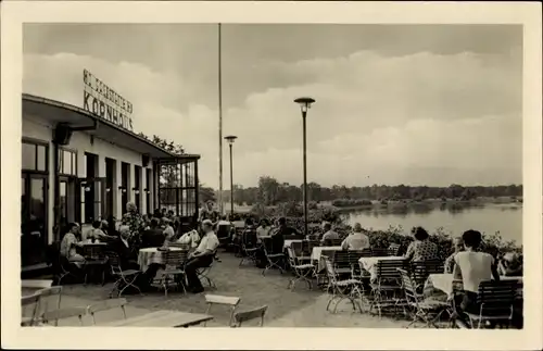 Ak Dessau in Sachsen Anhalt, HO Gaststätte Kornhaus, Terrasse, Besucher