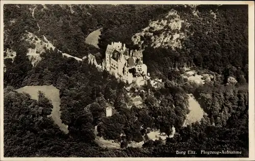 Ak Wierschem an der Mosel, Burg Eltz, Fliegeraufnahme