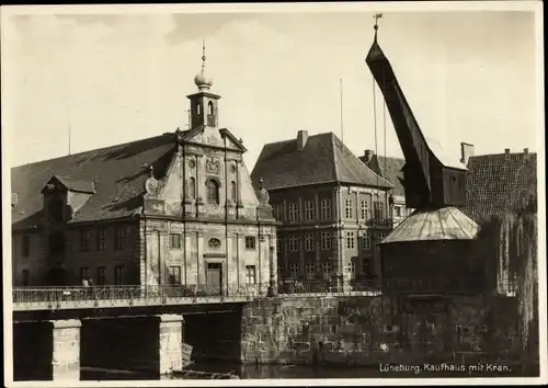 Ak Lüneburg, Blick auf Kaufhaus mit Kran, Brücke