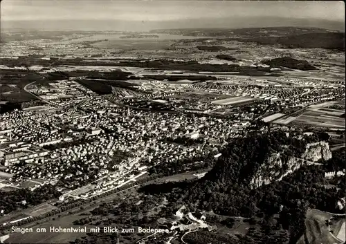 Ak Singen Hohentwiel Baden Württemberg, Blick zum Bodensee, Luftbild