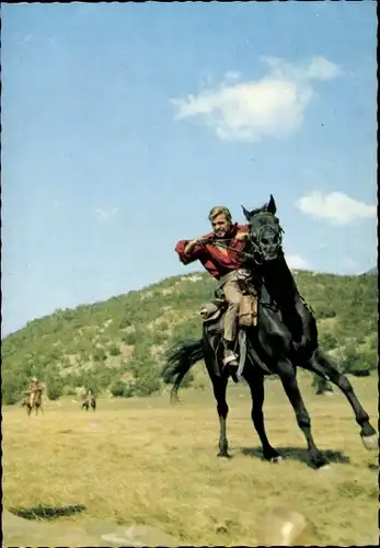 Ak Schauspieler Götz George, Filmszene Der Schatz im Silbersee, Fred zu Pferd