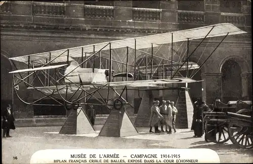 Ak Musee de l'Armee, Biplan Francais, französisches Militärflugzeug