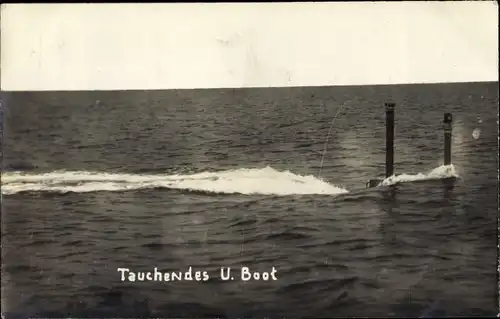 Foto Ak Deutsches Unterseeboot, tauchendes U-Boot, Kaiserliche Marine