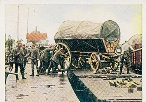 Sammelbild Der Weltkrieg 1915, Die große Offensive gegen Russland Nr. 51 Bagage wird verladen