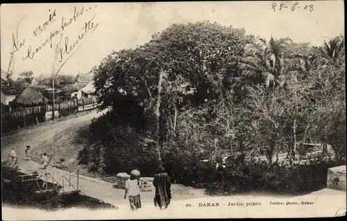 Ak Dakar Senegal, Jardin public