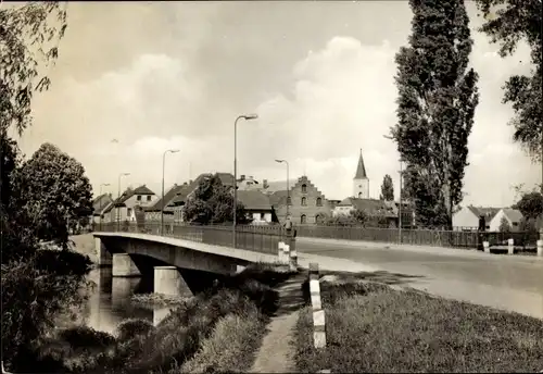 Ak Raguhn in Anhalt, Muldenbrücke
