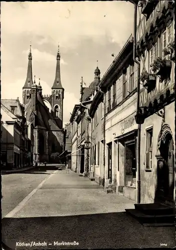 Ak Köthen in Anhalt, Marktstraße, Geschäft Günther, Blick zur Kirche