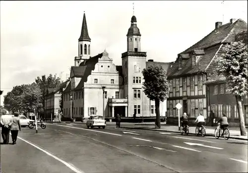 Ak Coswig in Anhalt,  Rathaus