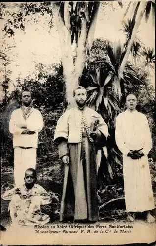 Ak Mission du Shire des Peres Montfortains, Monseigneur Auneau
