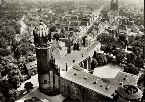 Ak Lutherstadt Wittenberg, Schlosskirche, Fliegeraufnahme