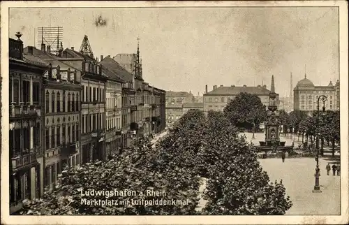 Ak Ludwigshafen am Rhein, Marktplatz mit Luitpolddenkmal