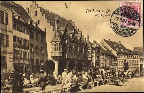 Ak Freiburg im Breisgau, Marktplatz mit Kaufhaus