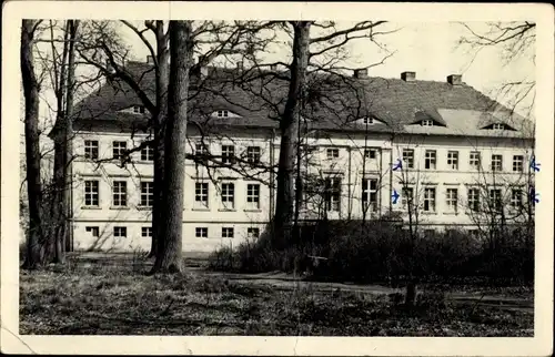 Ak Retzow Ganzlin in Mecklenburg, Blick auf Altersheim