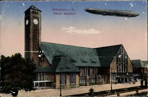 Ak Oldenburg in Niedersachsen, Neuer Bahnhof, Zeppelin, Schloss